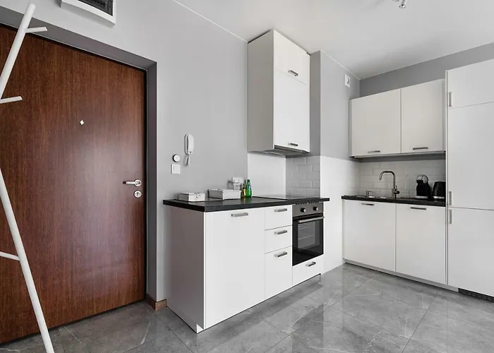 Warszawa-wlochy Brilliant By Host Apartmán *