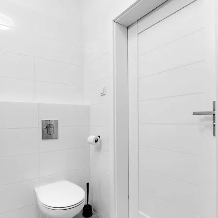 Warszawa-wlochy Brilliant By Host Apartamento Varsóvia